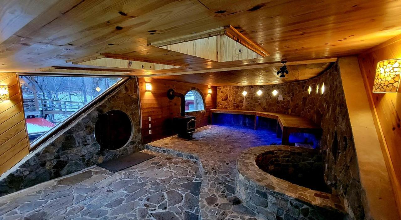 Shire Suite At White Lotus Eco Spa Retreat Stanardsville المظهر الخارجي الصورة