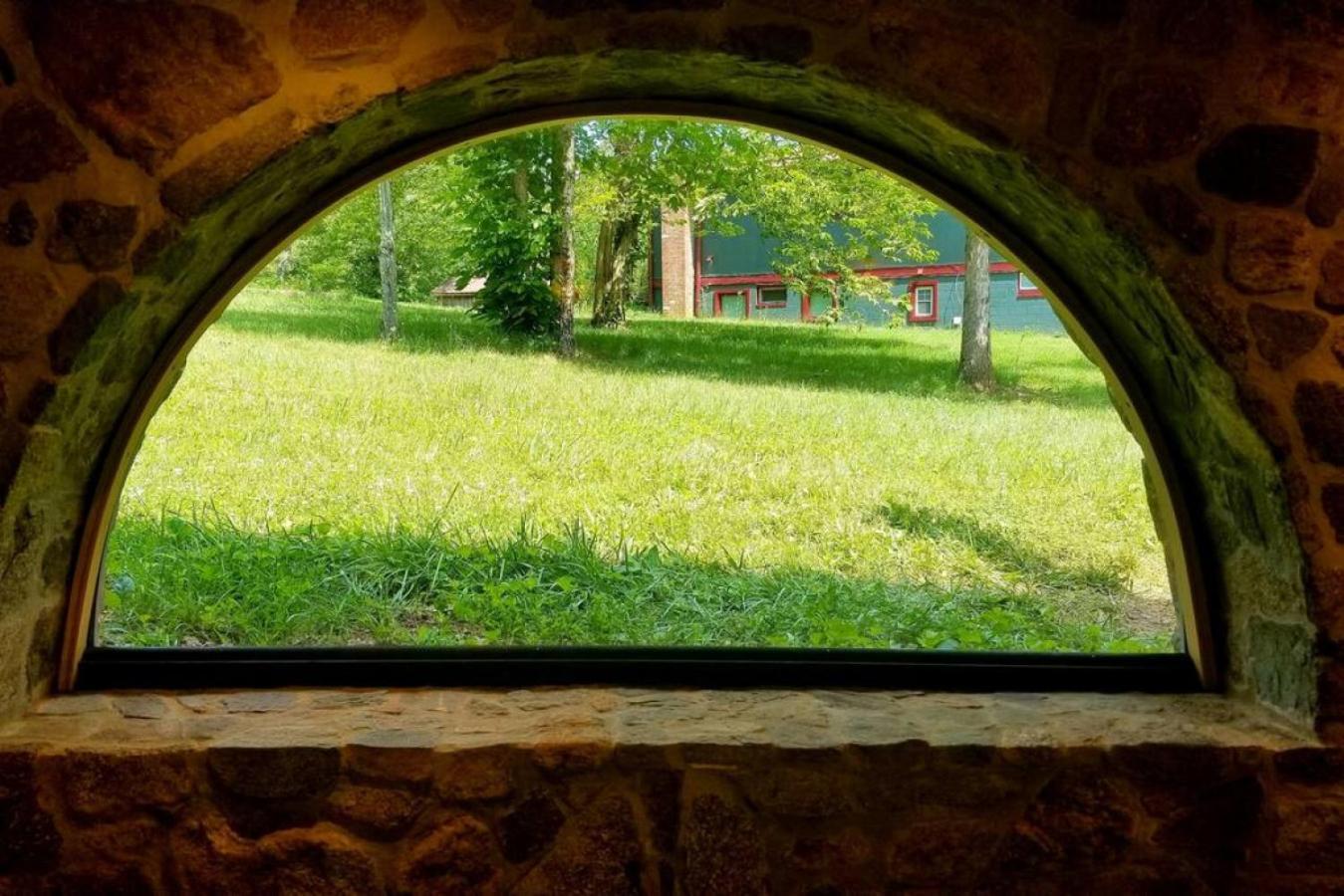 Shire Suite At White Lotus Eco Spa Retreat Stanardsville المظهر الخارجي الصورة